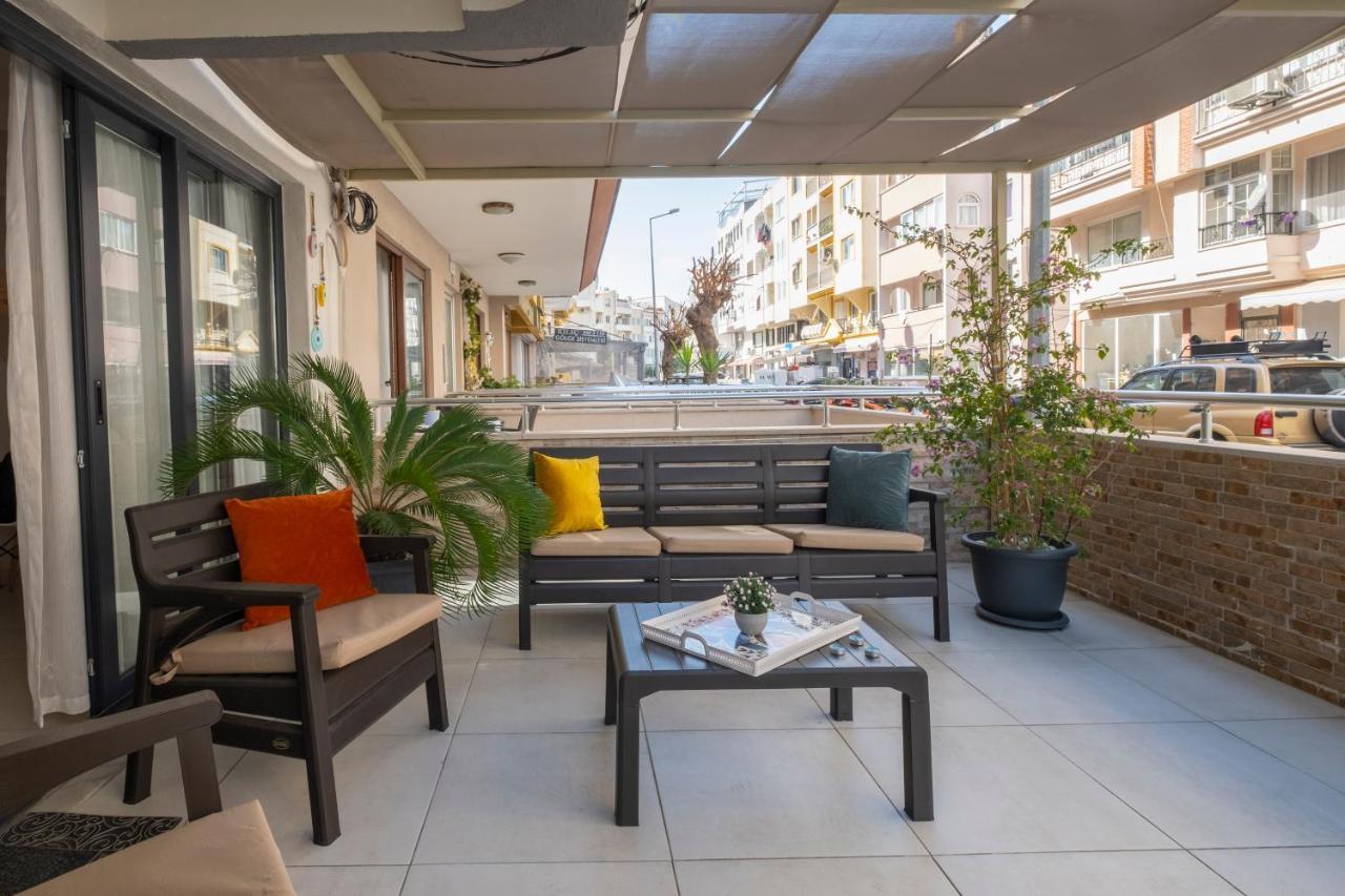 Ezgi'S Apartment With Terrace In Marmaris Exterior photo