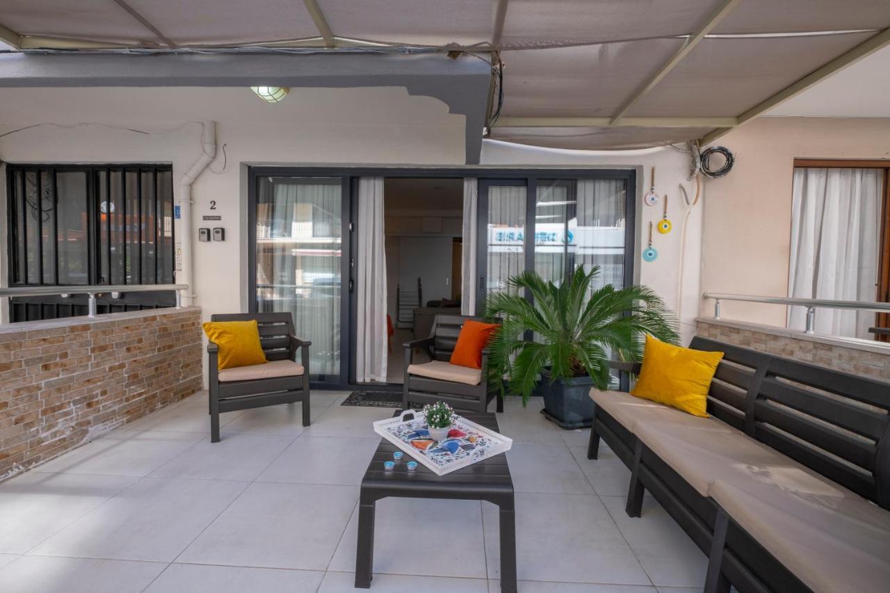 Ezgi'S Apartment With Terrace In Marmaris Exterior photo